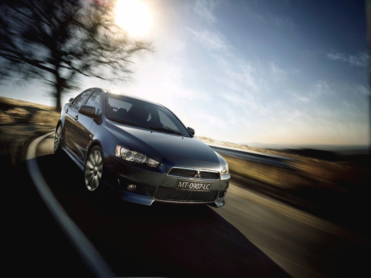 KAMPANYE PERBAIKAN MITSUBISHI LANCER EX, OUTLANDER SPORT & DELICA DI INDONESIA