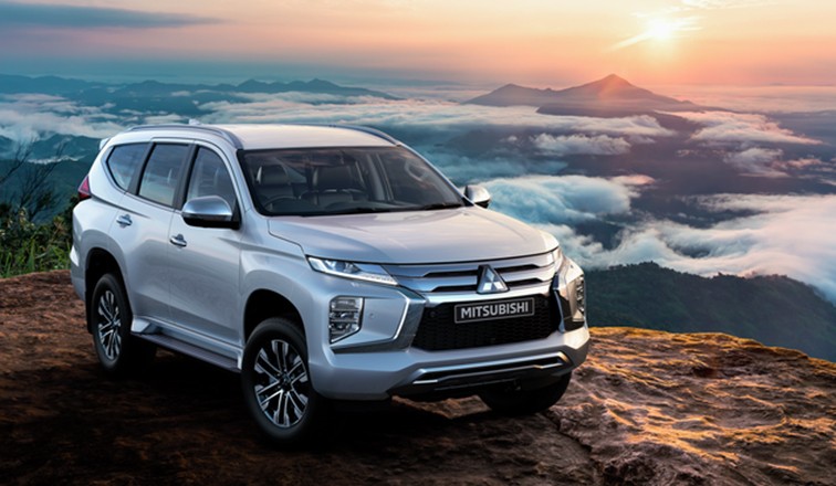 Kenali Perbedaan Mitsubishi PAJERO dan Mitsubishi PAJERO SPORT