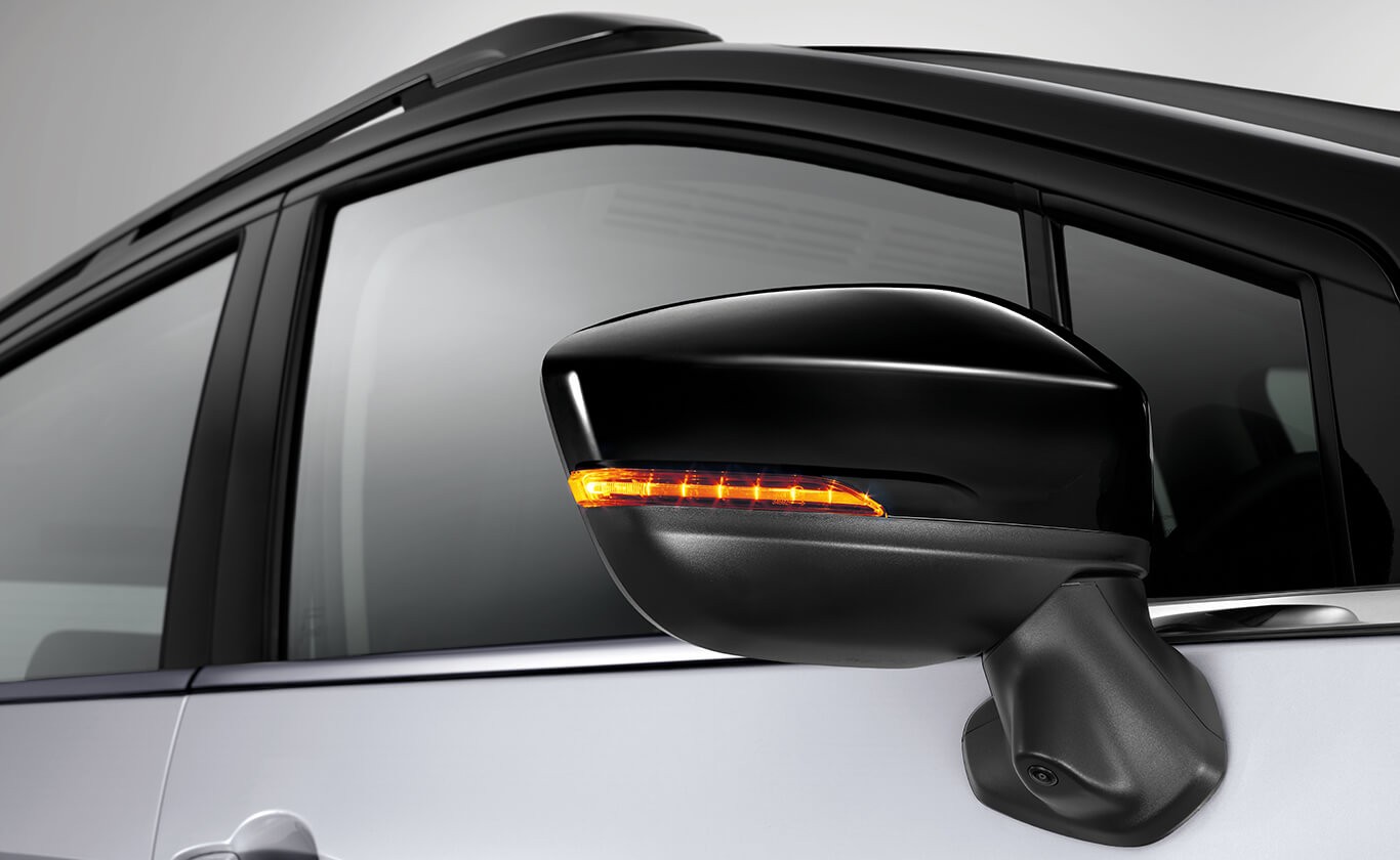 Mitsubishi New Xpander Cross Elite Edition Premium Black Side Mirror