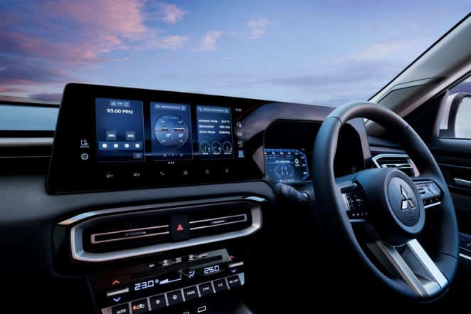 Mitsubishi Destinator Nuansa Dasbor Premium