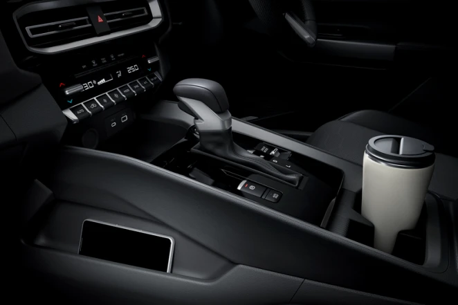 Mitsubishi Destinator Nuansa Dasbor Premium